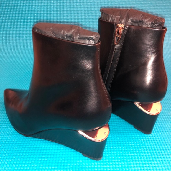 Authentic Brand New Alexander Wang Boots Sz36.5 - Picture 4 of 7
